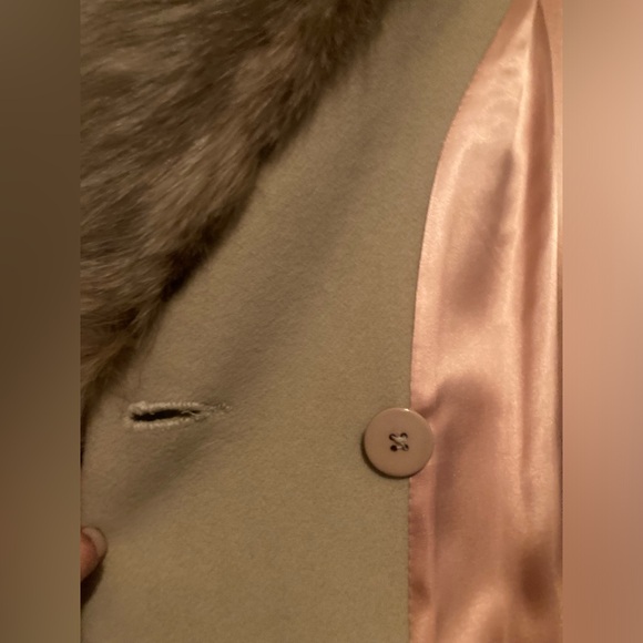 Marvin Richard’s lambs wool jacket, genuine fox fur collar and cuffs - Picture 3 of 8